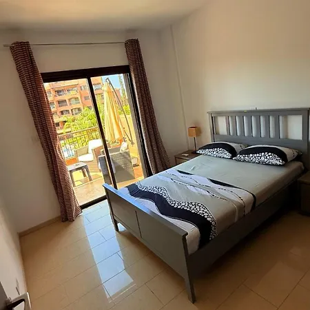 Aphrodite Gardens Modern Apartman *