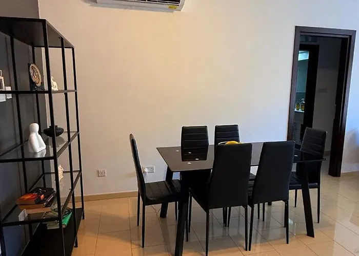 Aphrodite Gardens Modern *