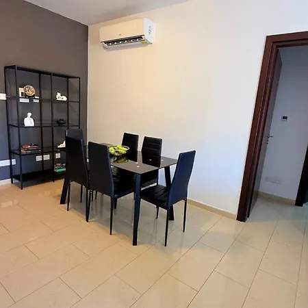 Aphrodite Gardens Modern Apartment